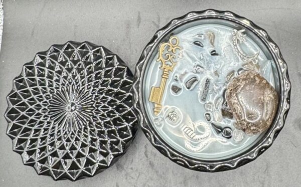 Hekate Intention Candle - Image 2
