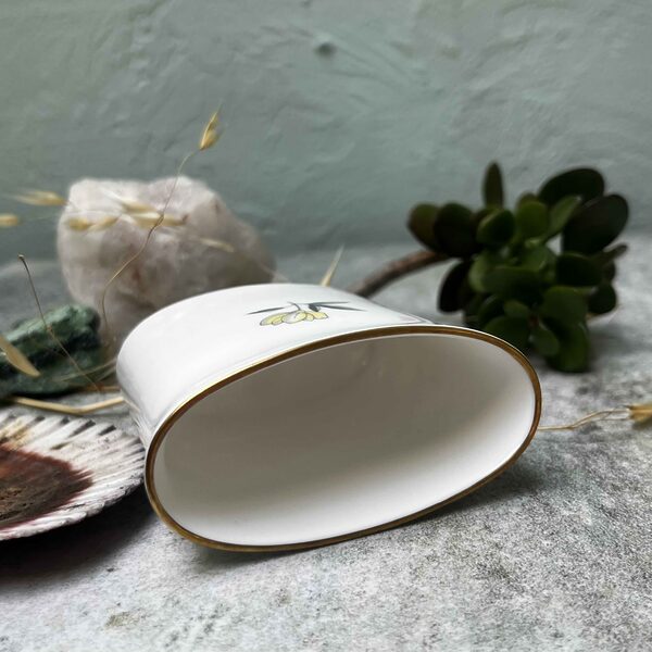 Enchanted Blossom: Vintage Royal Worcester Porcelain Vase with Jade Cutting for Luck & Prosperity - Image 3
