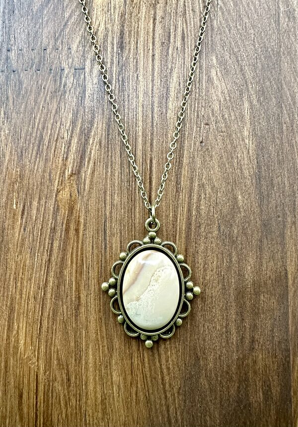 Tranquil Vibes Agate Cabochon Mounted on Antique Bronze Setting 18” Necklace